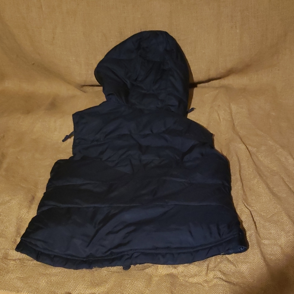 Vest - Picture 4 of 4